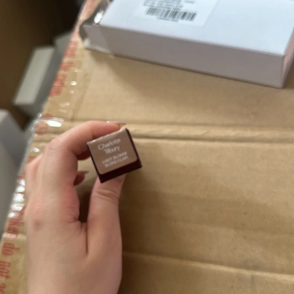 NEW charlotte tilbury brow lift brow pencil